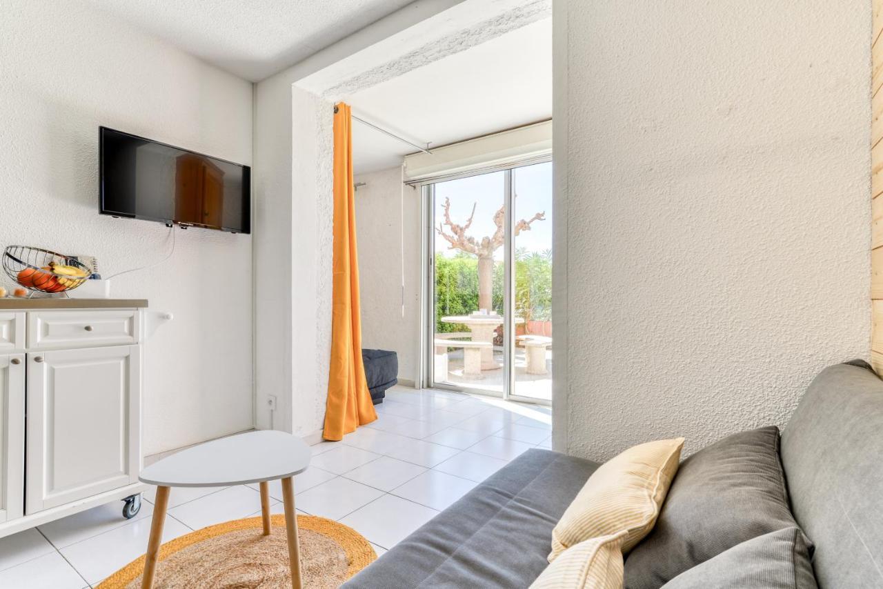 A L'Ombre Du Murier Apartman Le Barcarès Kültér fotó